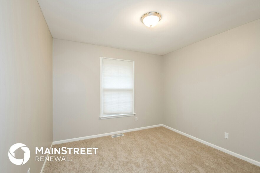 Building Photo - 4311 Alderwood Dr