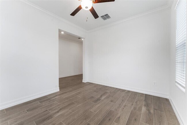 Building Photo - 18255 Serene Lk Lp