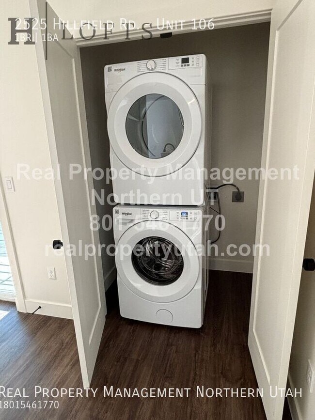 Building Photo - 2525 Hillfield Rd.-Unit 106
