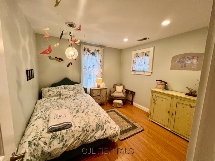 Building Photo - 150 Vassal Ln