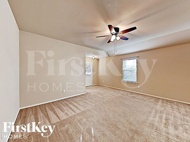 Building Photo - 1413 Waco Turner Dr