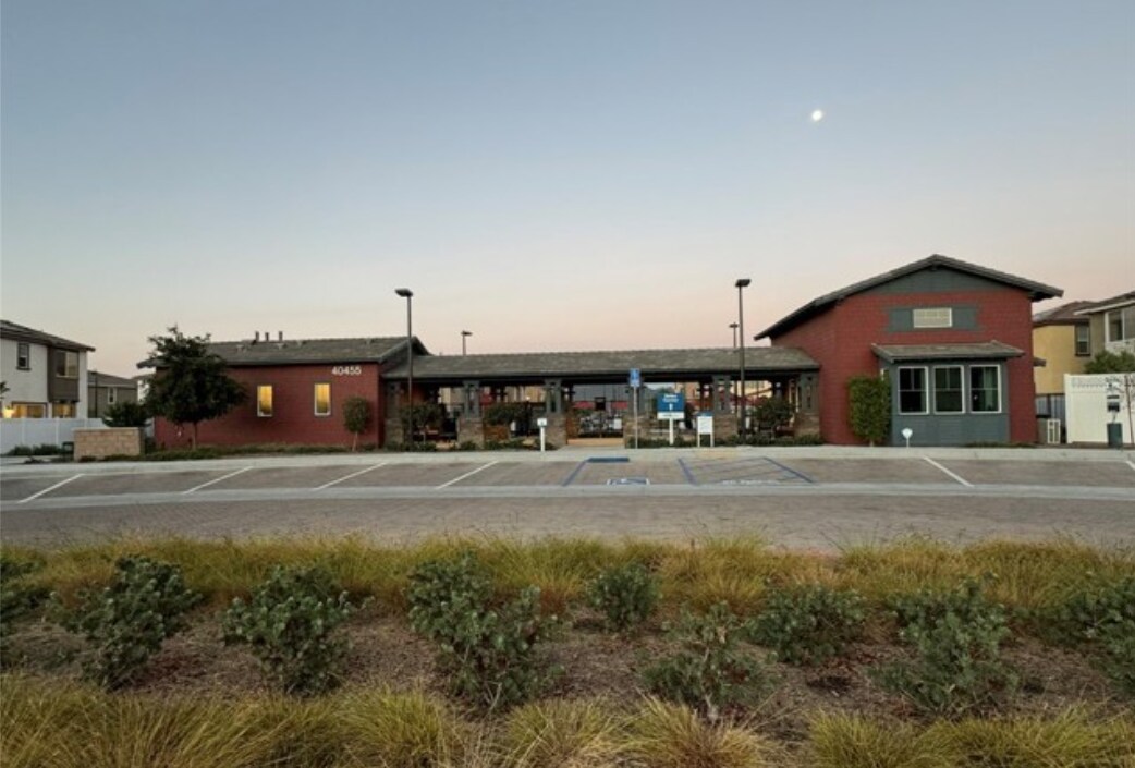 Building Photo - 40430 Melrose Dr