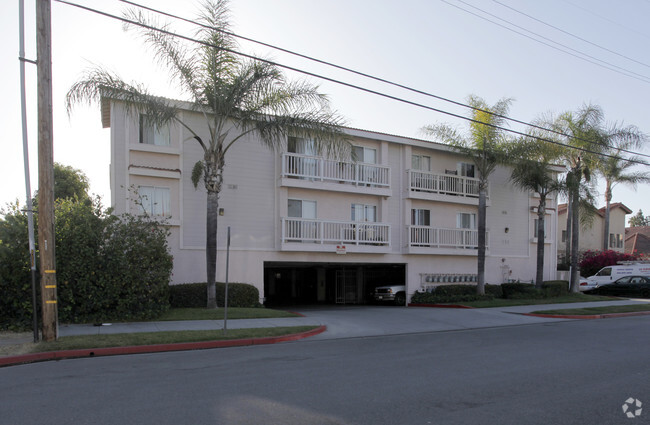 Primary Photo - Jasmine Creek Apartments