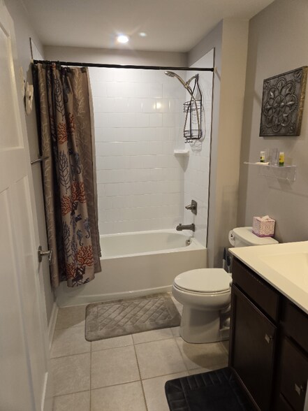 Building Photo - 6425 Brawley Ann Dr