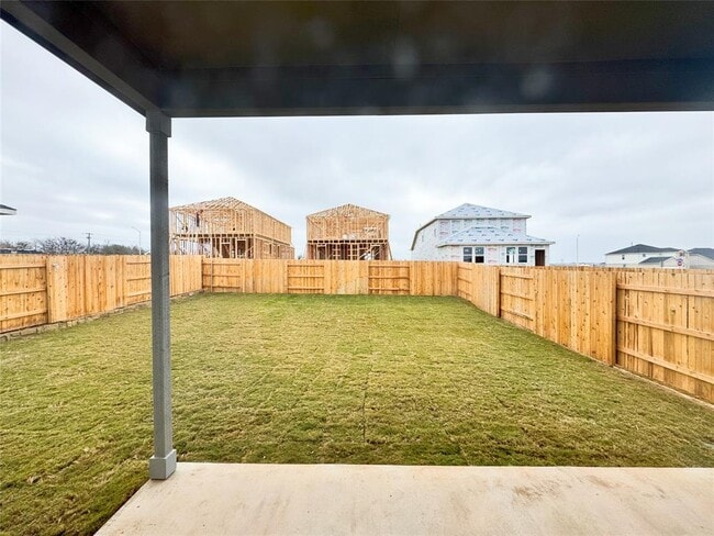 Building Photo - 130 Golden Bell Wy