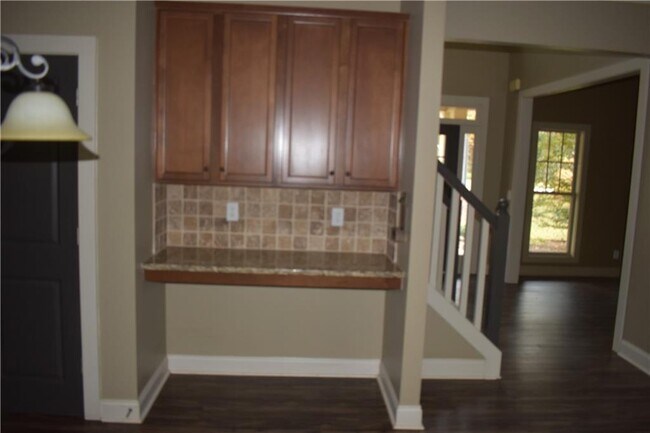 Building Photo - 43 Jessel Ln
