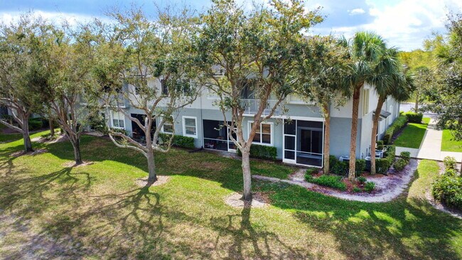Building Photo - 3070 Grandiflora Dr