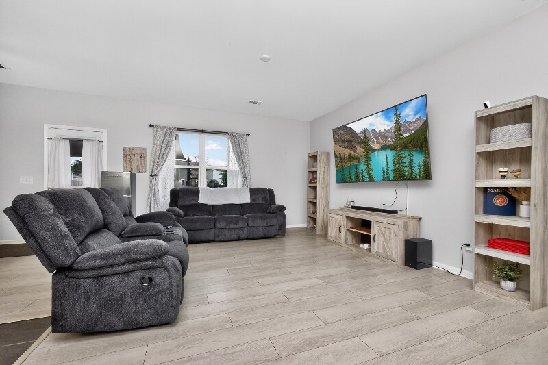 Building Photo - 29 Keowee Ln