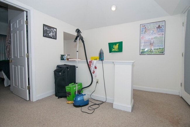 Building Photo - WOW!!  NO FEE!!!   BRIGHTON CENTER 3 BED/2.5 BATH WITH PARKING INCLUDED FOR JUNE 1ST!!