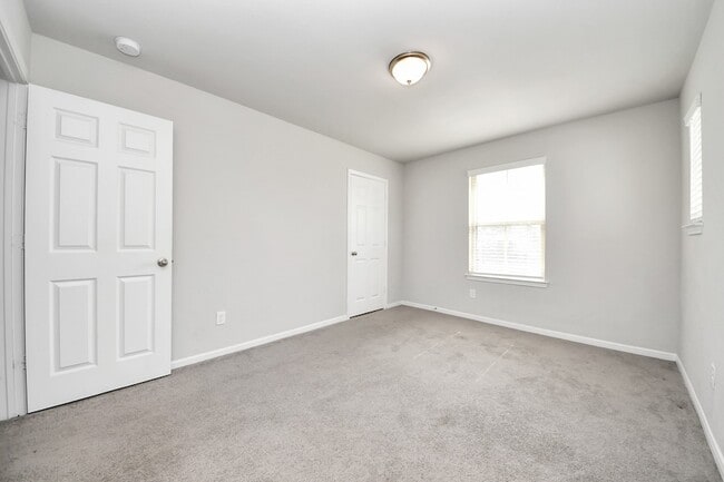 Building Photo - 13323 Colina Mdws Ln