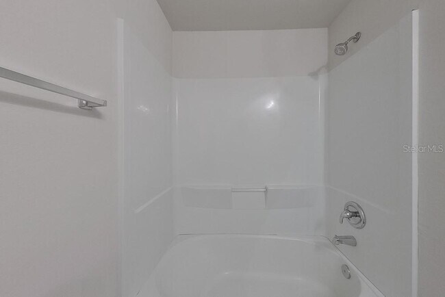 Building Photo - 1835 Nelson Rd N