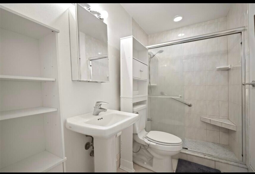 Building Photo - 4325 Aegean Dr
