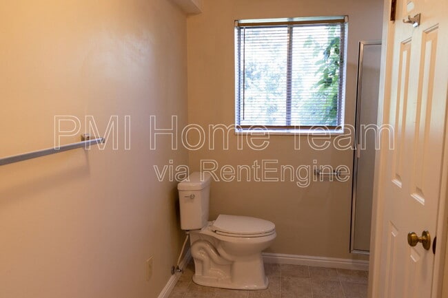 Building Photo - 5095 Taylor Ave