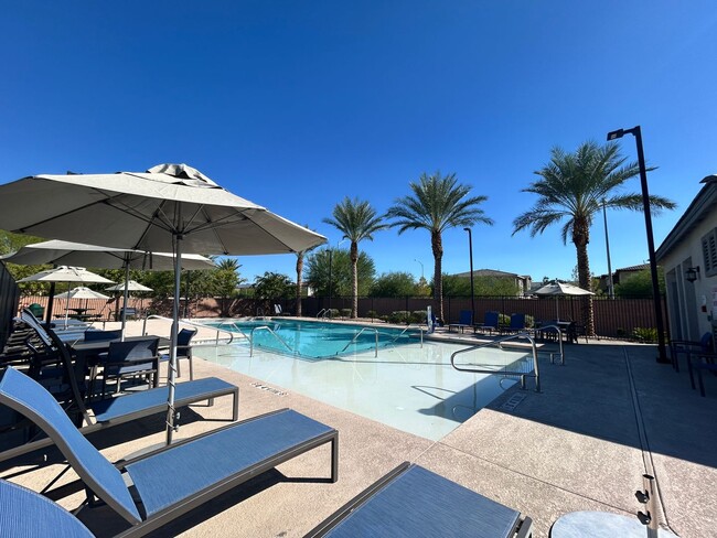 Building Photo - DON’T MISS THIS FULLY FURNISHED, BEAUTIFUL...