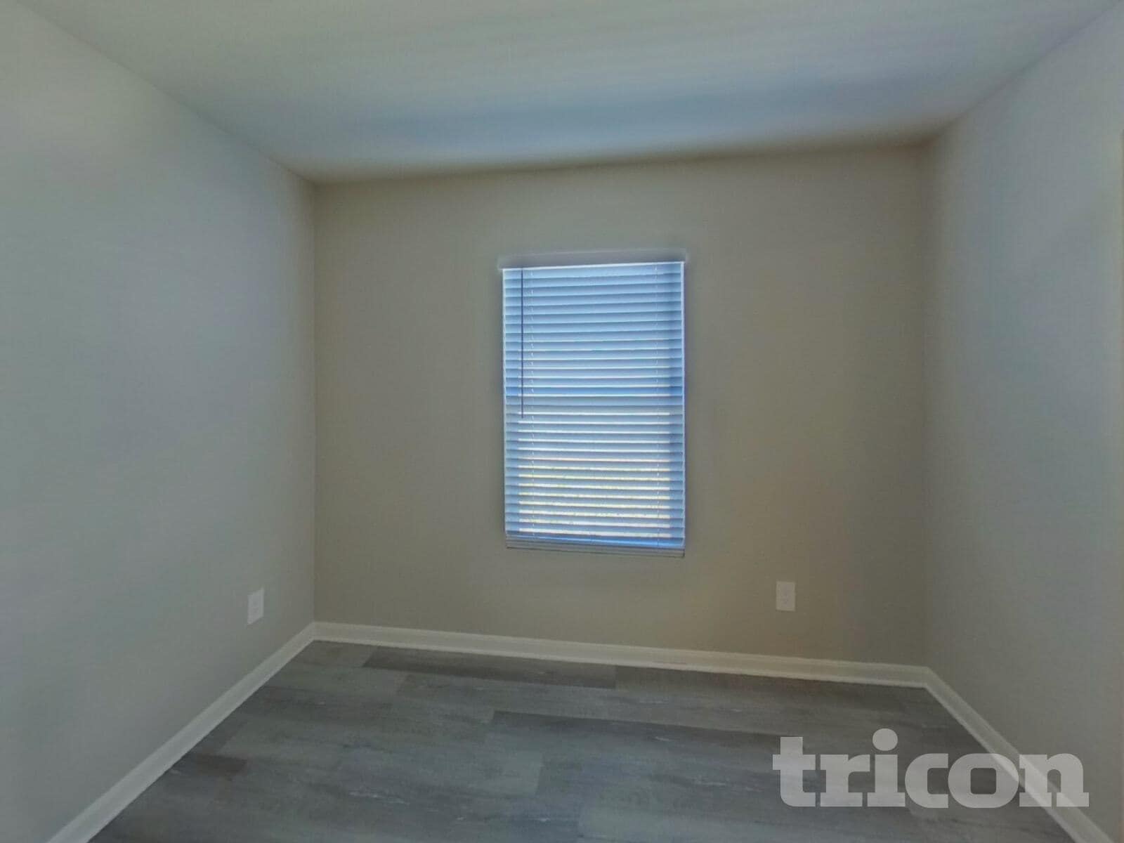 Building Photo - 15673 Briar Frst Dr