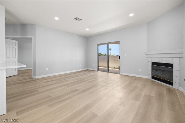 Building Photo - 6821 Santa Isabel Ave