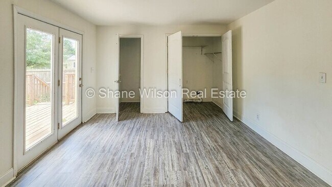 Building Photo - 312 S St Marks Ave