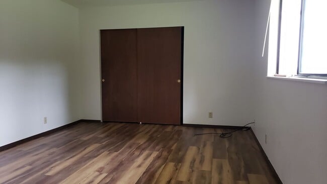 Building Photo - Single Level Home in McKinelyville- Dog Fr...