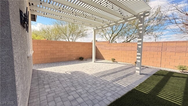 Building Photo - 3208 Rowan Brook Ave