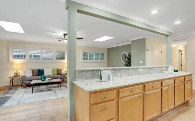 Building Photo - 4151 Mt Hukee Ave