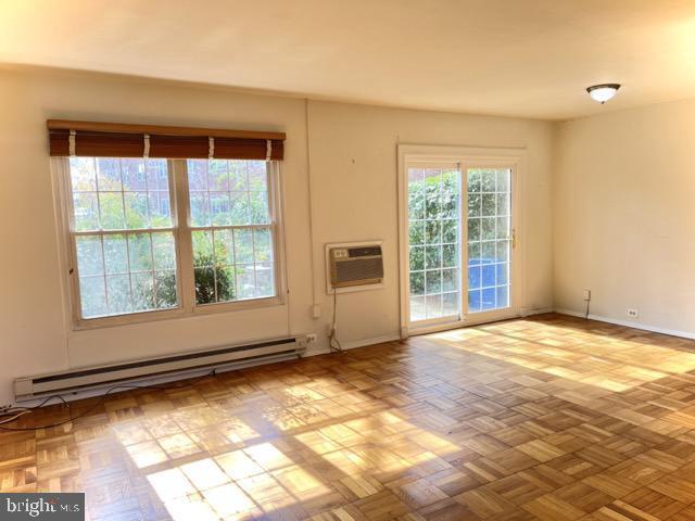 Building Photo - 1634 Ripon Pl