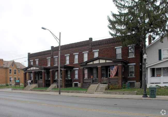 Building Photo - 1296-1304 Parsons Ave