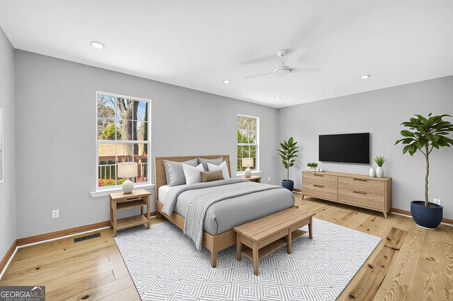 Building Photo - 106 Degrandis Ln NE