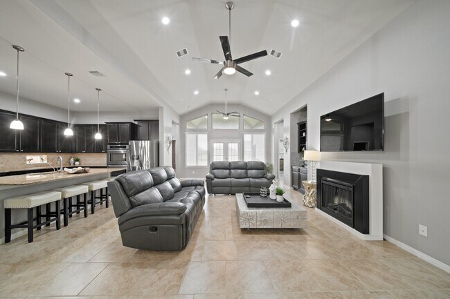 Building Photo - 6614 Sterling Shores Ln