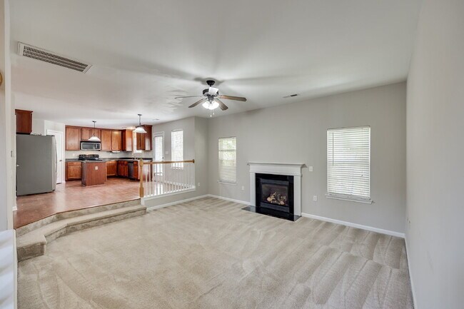 Building Photo - Spacious 4BR Fort Mill Home with Loft, Private Primary Retreat & Fenced Yard