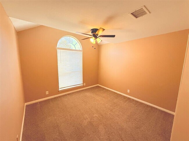 Building Photo - 2506 Partridge Ct