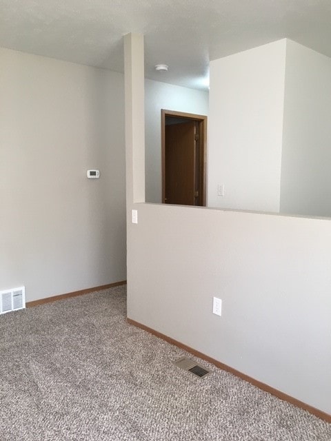 Building Photo - 1506 E Desmet Ave