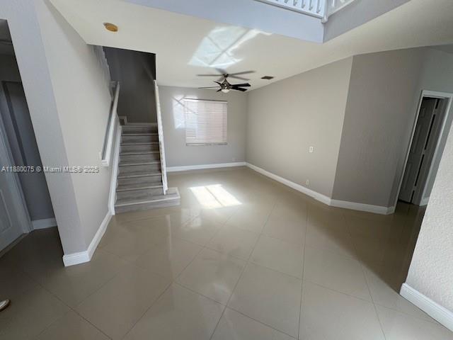 Building Photo - 1365 Canary Island Dr