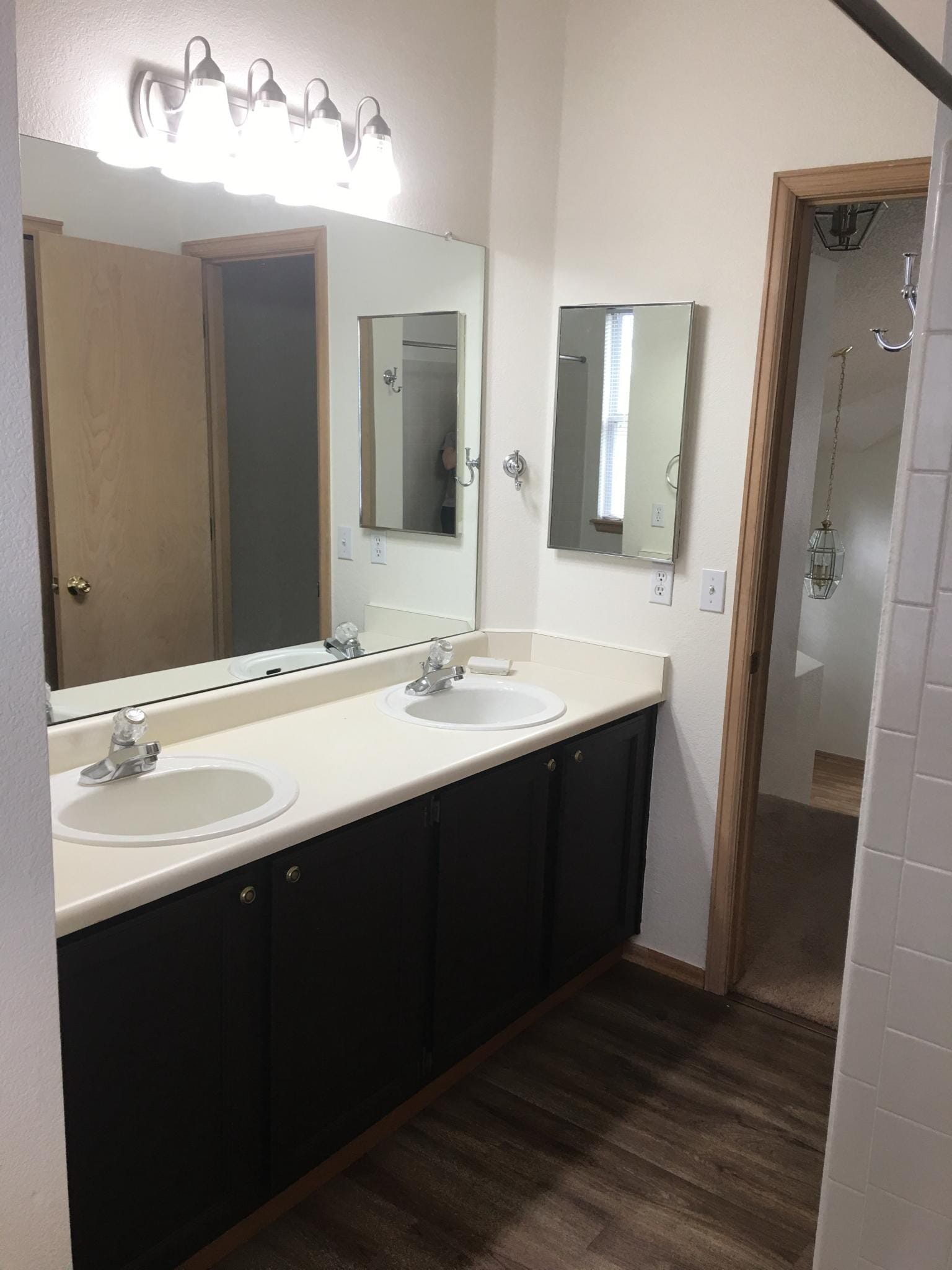 4 Bathrooms - 10710 Kimball St