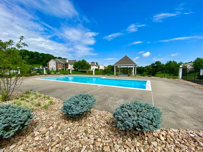 Building Photo - 27 Rio Grande Cir