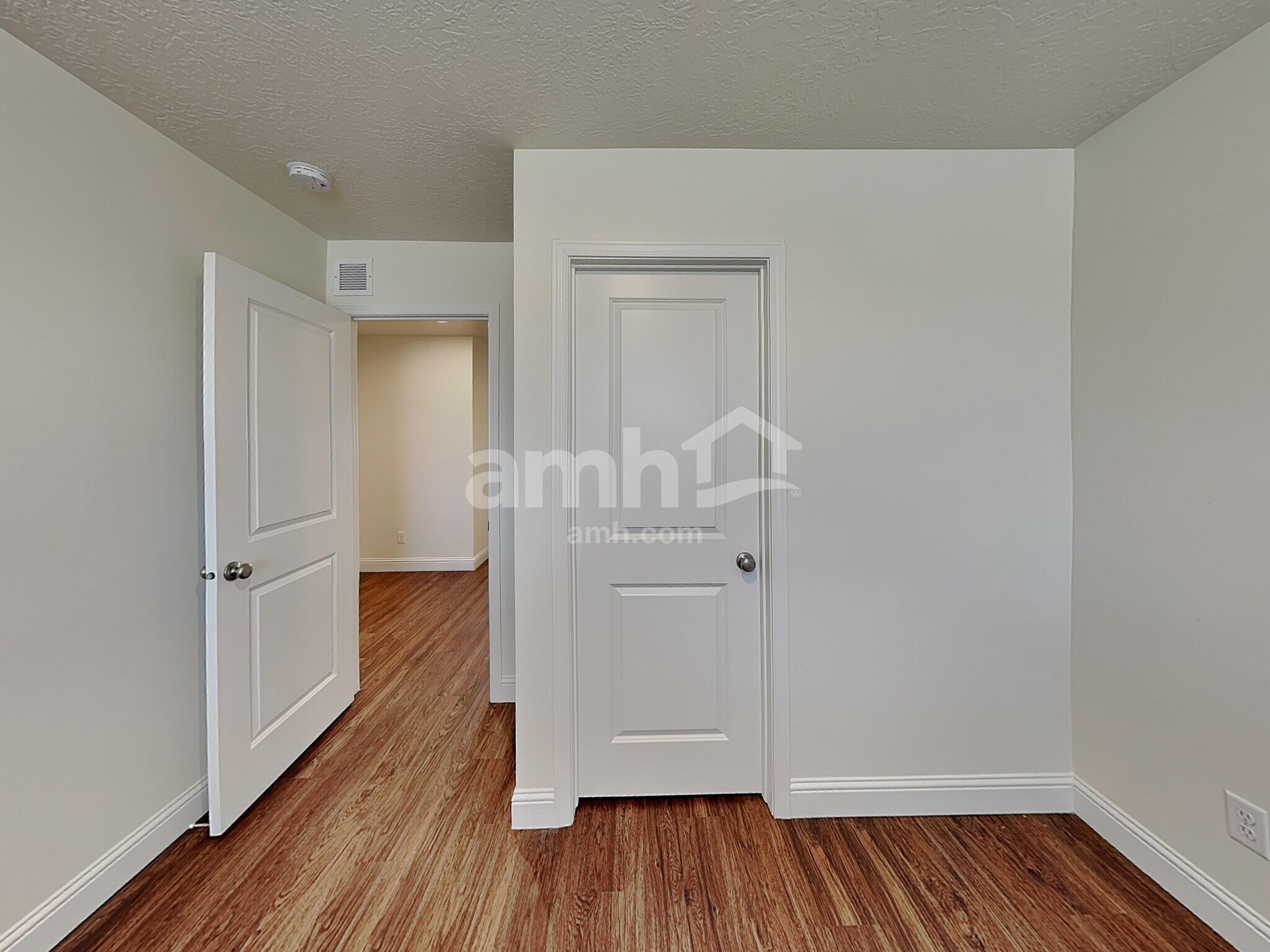 Building Photo - 5998 Verdigris Dr