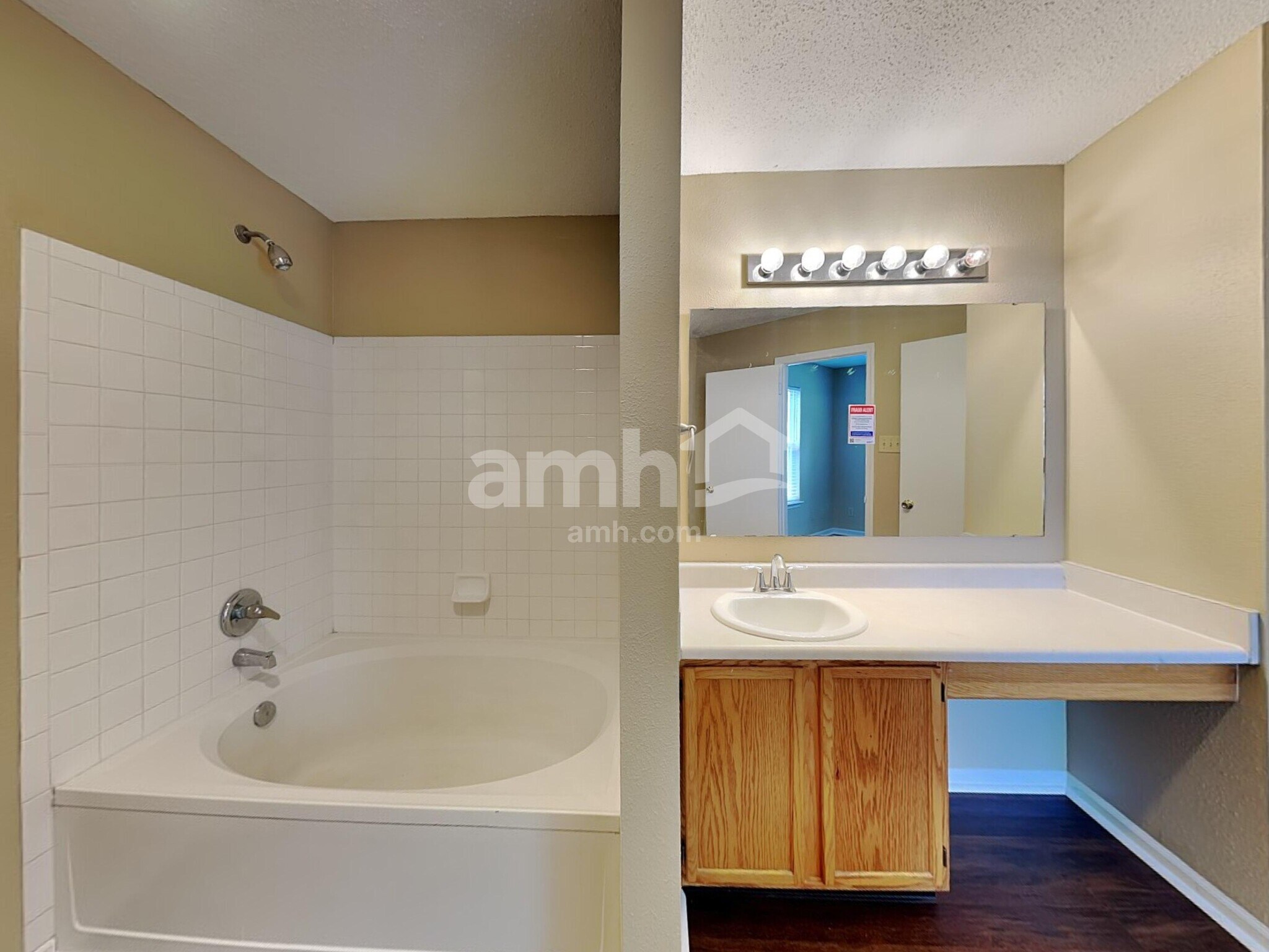 Building Photo - 7582 Royal Fern Ln