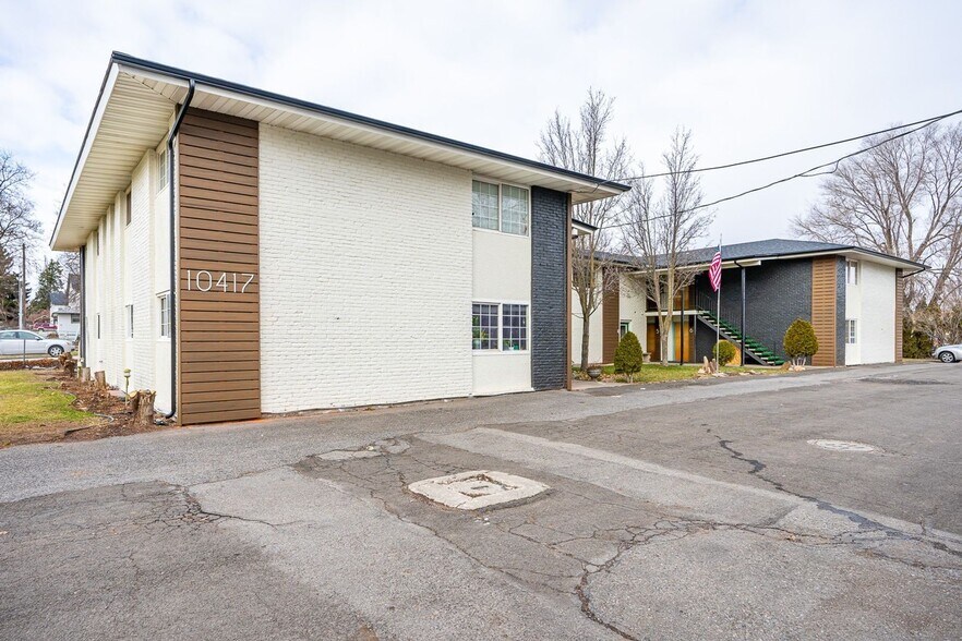 Building Photo - 10417 E 4th Ave