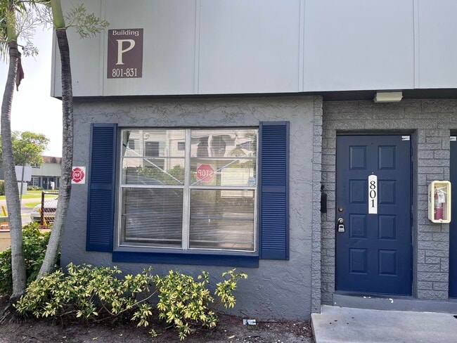Building Photo - 801 NW 46th Ave