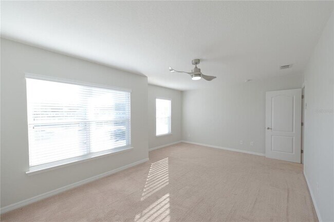 Building Photo - 600 Northern Way