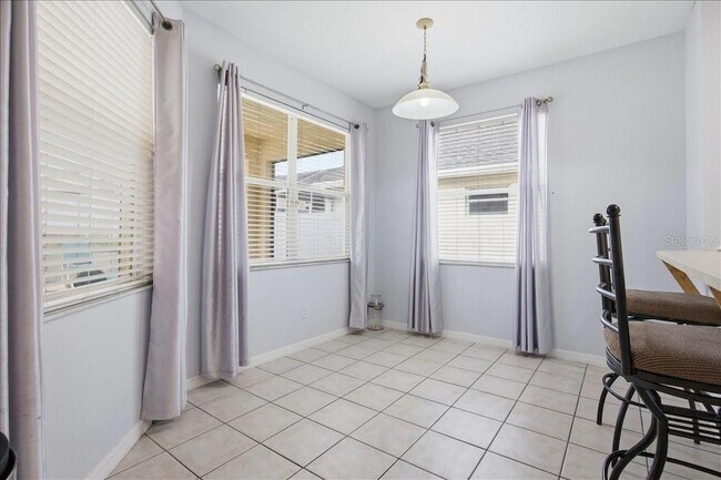 Building Photo - 227 Bonville Dr