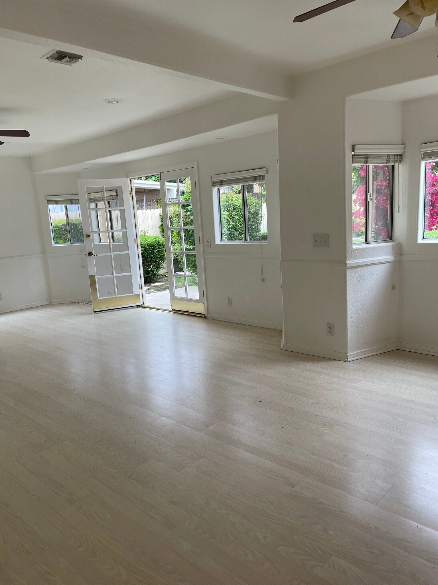 Building Photo - 5358 Baza Ave