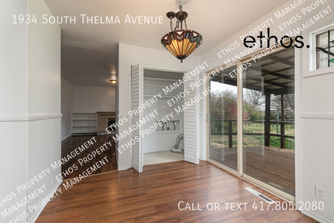 Building Photo - 1934 S Thelma Ave