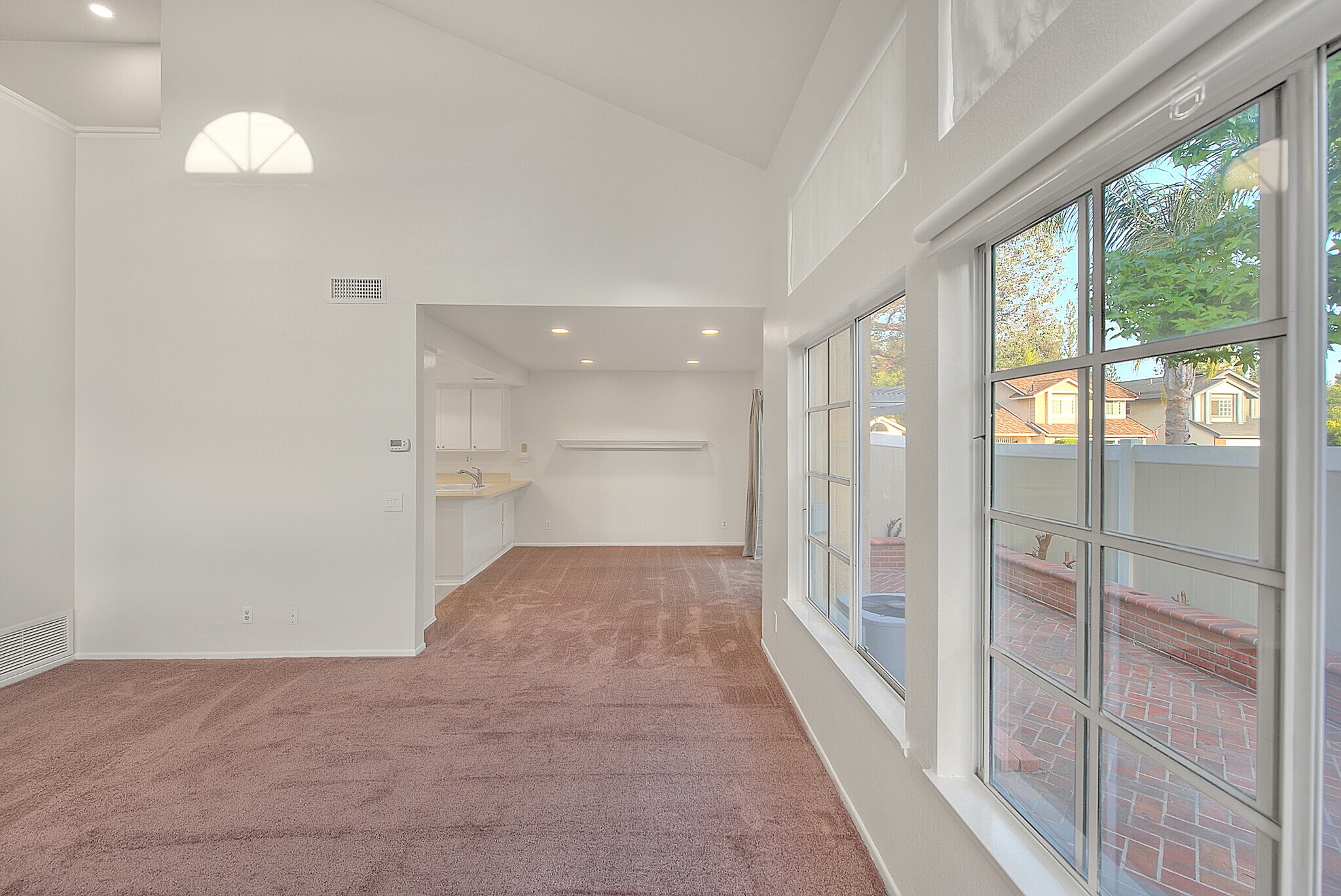 Building Photo - 26222 Fern Glen