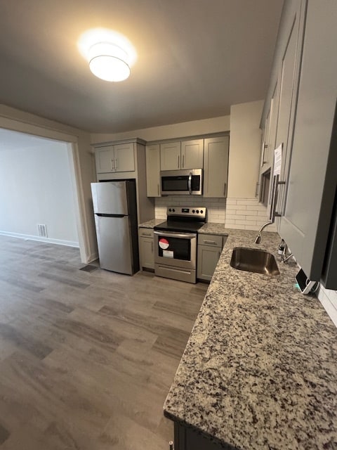 Building Photo - 821 N Collington Ave