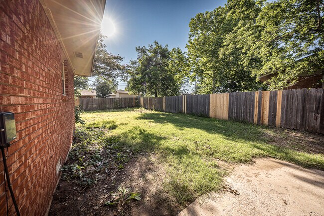 Building Photo - 412 NW 69th St