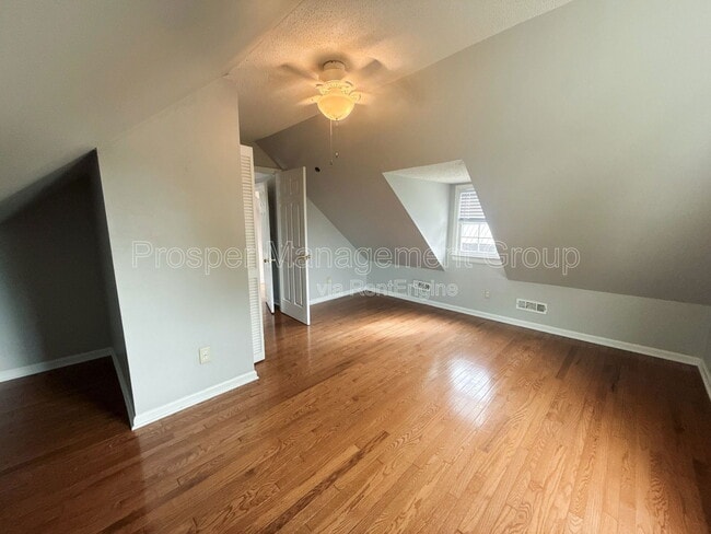 Building Photo - 40 Reid St