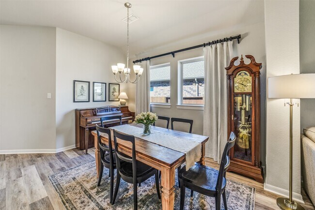 Building Photo - 10047 Napier Dr