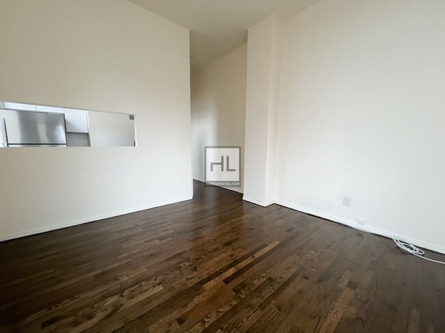 WOODSIDE AVENUE - 61-20 Woodside Ave Queens NY 11377 | Apartment Finder