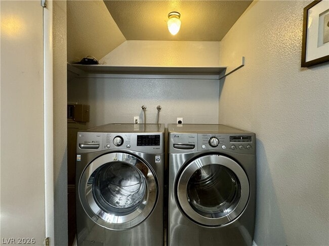 Building Photo - 6224 Meadow Haven Ln