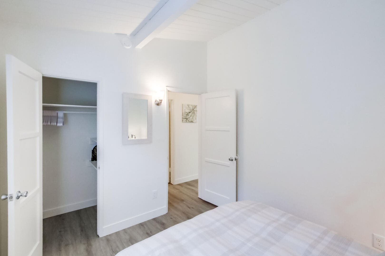 Building Photo - 4114 Fond du Lac Ave